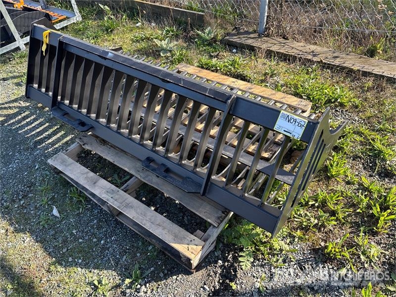  Greatbear 72 in Skeleton Skid Steer Bucket (Unused Cucharones