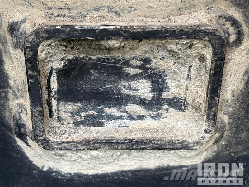 Hayco EA120 Q/C Hydraulic Breaker - Fits Excavator مكونات أخرى