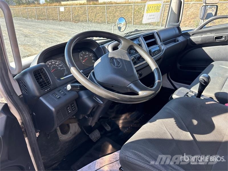 Hino 308 Temperature controlled trucks
