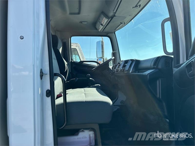 Hino 308 Temperature controlled trucks