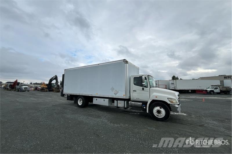 Hino 308 Sanduk kamioni