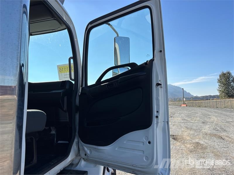 Hino 308 Temperature controlled trucks
