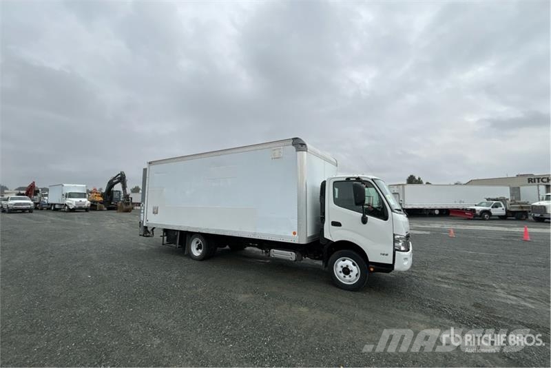 Hino 740 Sanduk kamioni