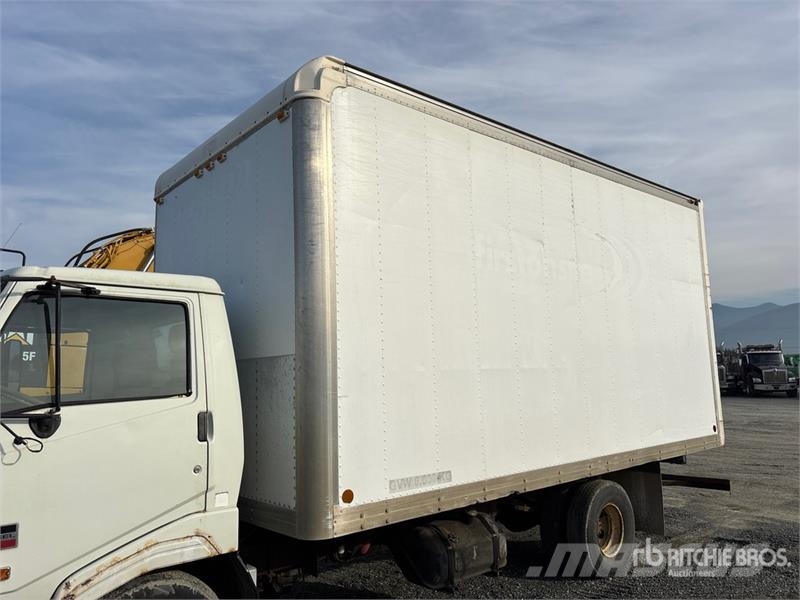 Hino FB1715 4x2 Van Truck Bakwagens met gesloten opbouw