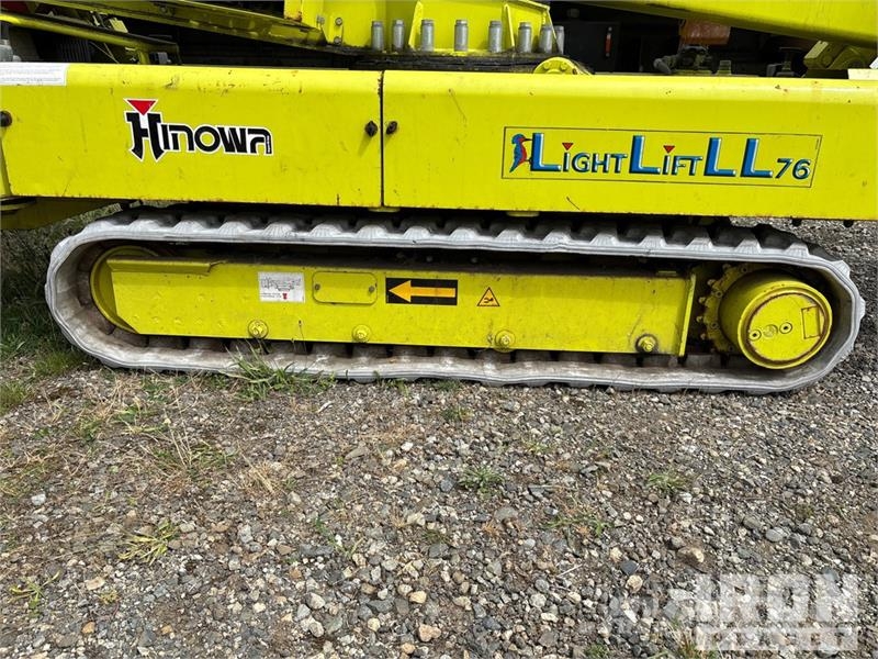 Hinowa Light Lift 2312 Crawler Gasoline Articulating Boom Gelenkteleskoparbeitsbühnen