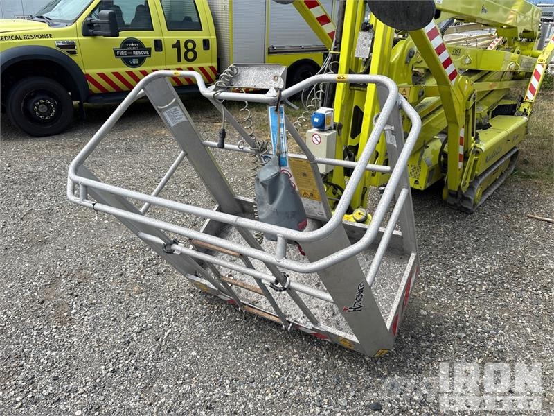 Hinowa Light Lift 2312 Crawler Gasoline Articulating Boom Gelenkteleskoparbeitsbühnen