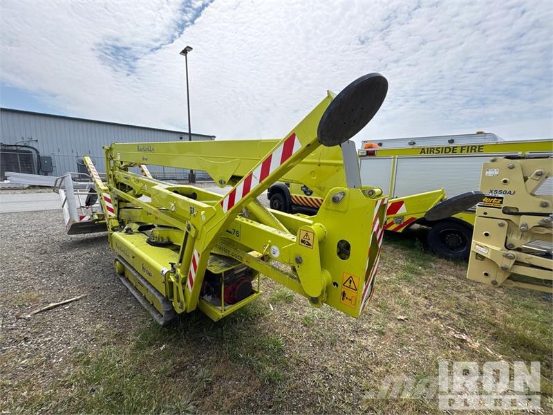 Hinowa Light Lift 2312 Crawler Gasoline Articulating Boom Gelenkteleskoparbeitsbühnen