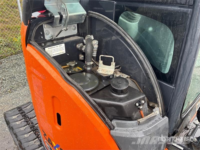 Hitachi ZX35U-5 Mini Excavator حفارات صغيرة أقل من 7 طن (حفارات صغيرة)