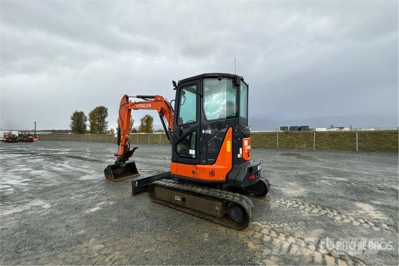 Hitachi ZX35U-5 Mini Excavator حفارات صغيرة أقل من 7 طن (حفارات صغيرة)