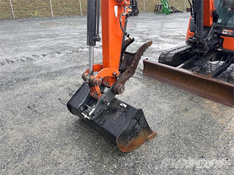 Hitachi ZX35U-5 Mini Excavator حفارات صغيرة أقل من 7 طن (حفارات صغيرة)