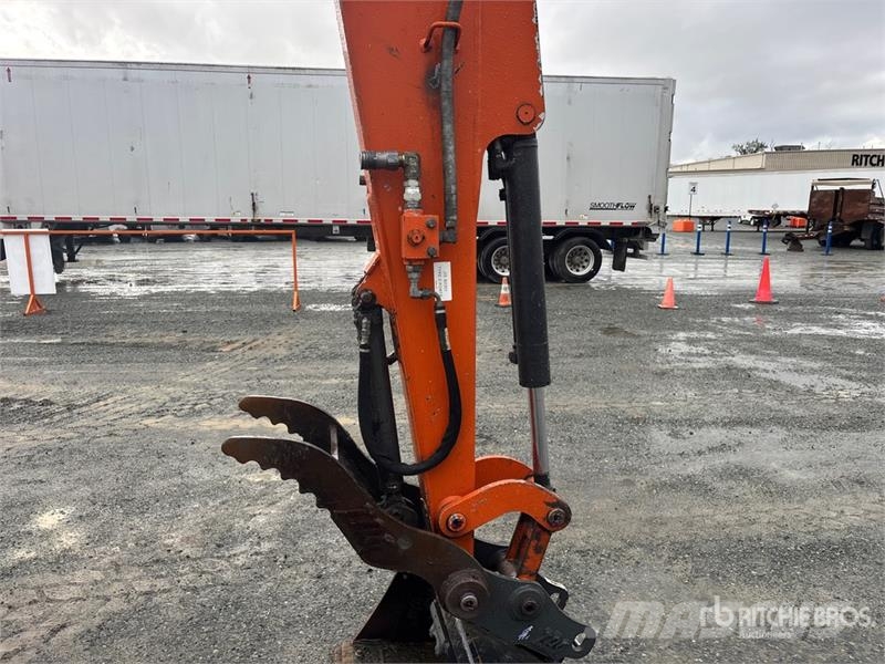 Hitachi ZX35U-5 Mini Excavator حفارات صغيرة أقل من 7 طن (حفارات صغيرة)
