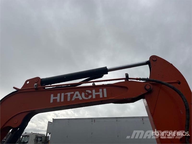 Hitachi ZX35U-5 Mini Excavator حفارات صغيرة أقل من 7 طن (حفارات صغيرة)