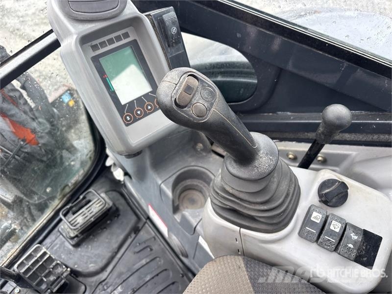 Hitachi ZX35U-5 Mini Excavator حفارات صغيرة أقل من 7 طن (حفارات صغيرة)