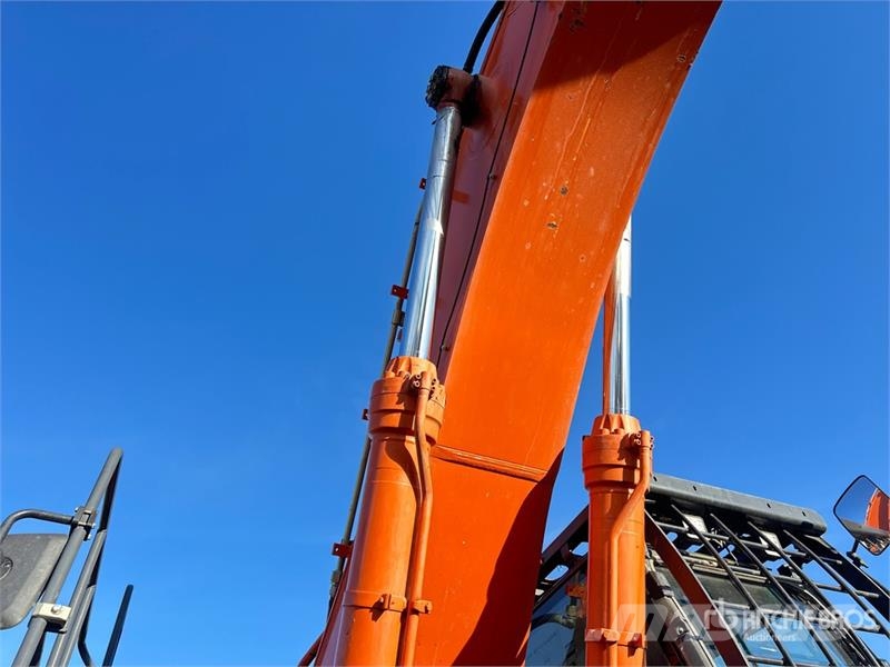 Hitachi ZX470LC-6 VG Tracked Excavator Kāpurķēžu ekskavatori