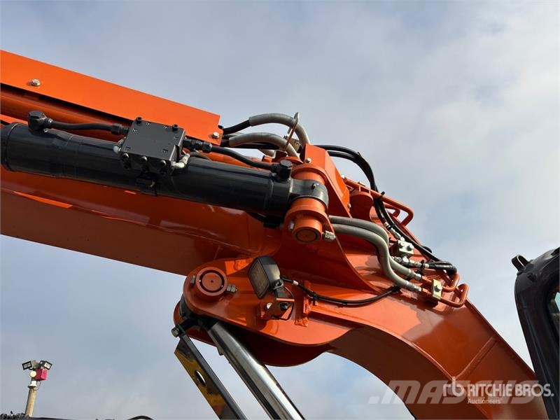 Hitachi ZX75UR-5B Tracked Excavator Pelle sur chenilles