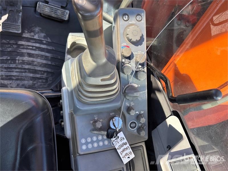 Hitachi ZX75UR-5B Tracked Excavator Kāpurķēžu ekskavatori