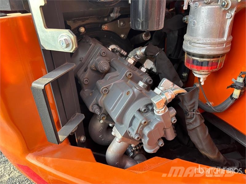 Hitachi ZX75UR-5B Tracked Excavator Pelle sur chenilles
