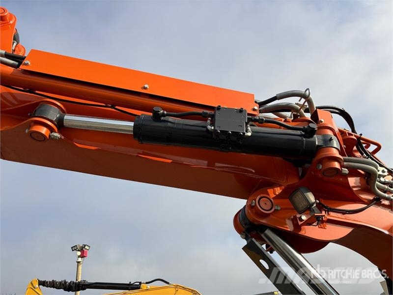 Hitachi ZX75UR-5B Tracked Excavator Pelle sur chenilles