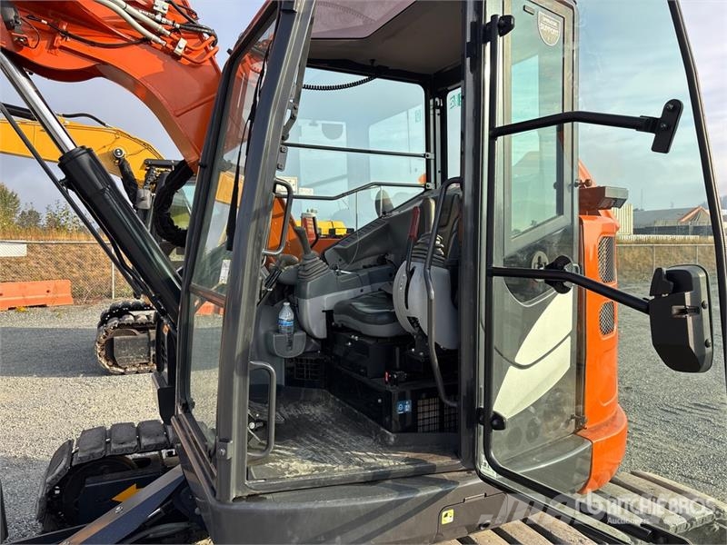 Hitachi ZX75UR-5B Tracked Excavator Pelle sur chenilles