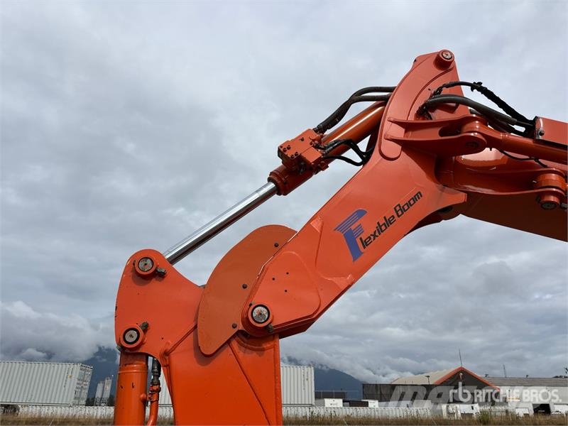 Hitachi ZX75UR-5B Tracked Excavator Raupenbagger