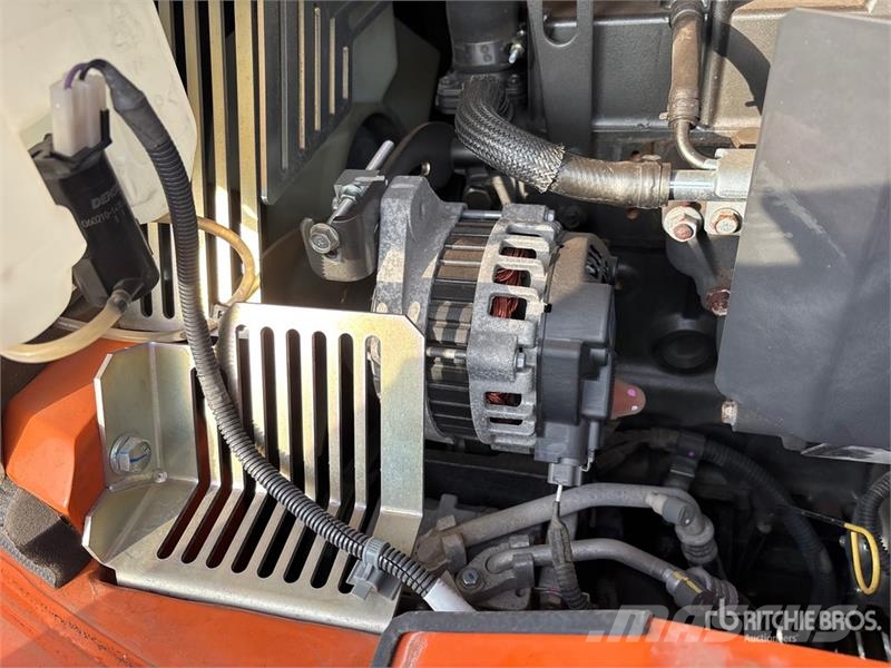 Hitachi ZX75UR-5B Tracked Excavator Pelle sur chenilles