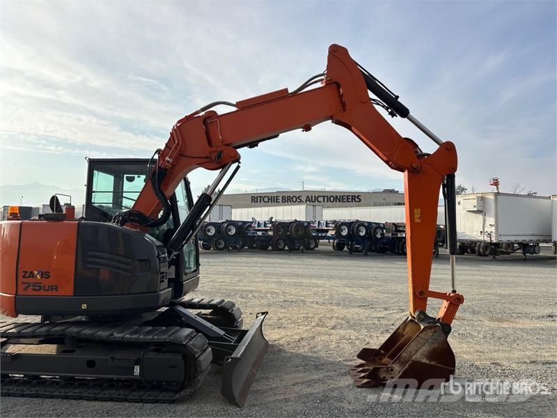 Hitachi ZX75UR-5B Tracked Excavator Pelle sur chenilles