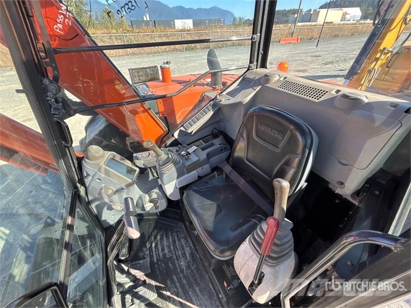 Hitachi ZX75UR-5B Tracked Excavator Kāpurķēžu ekskavatori
