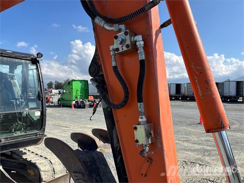 Hitachi ZX75US-5 Tracked Excavator Roomikekskavaatorid