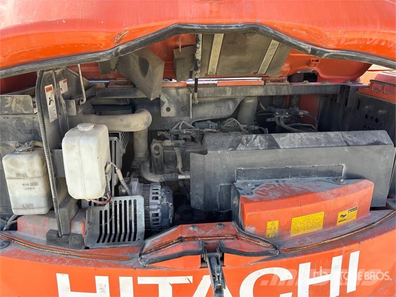 Hitachi ZX75US-5 Tracked Excavator Roomikekskavaatorid
