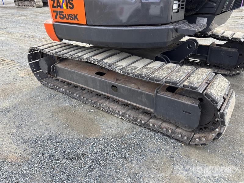 Hitachi ZX75USK-5B Tracked Excavator Roomikekskavaatorid