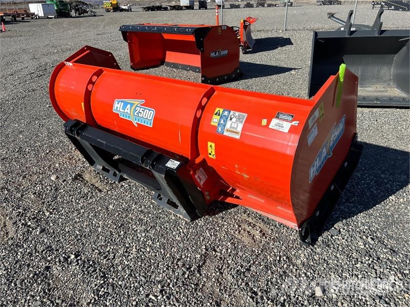 HLA 96 in Skid Steer Snow Pusher (Unused) Snežne daske i plugovi