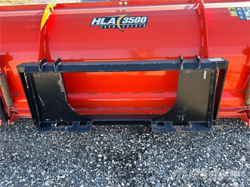 HLA LA-SP350008LF 96 in Skid Steer Snow Pusher (Unused Snežne daske i plugovi