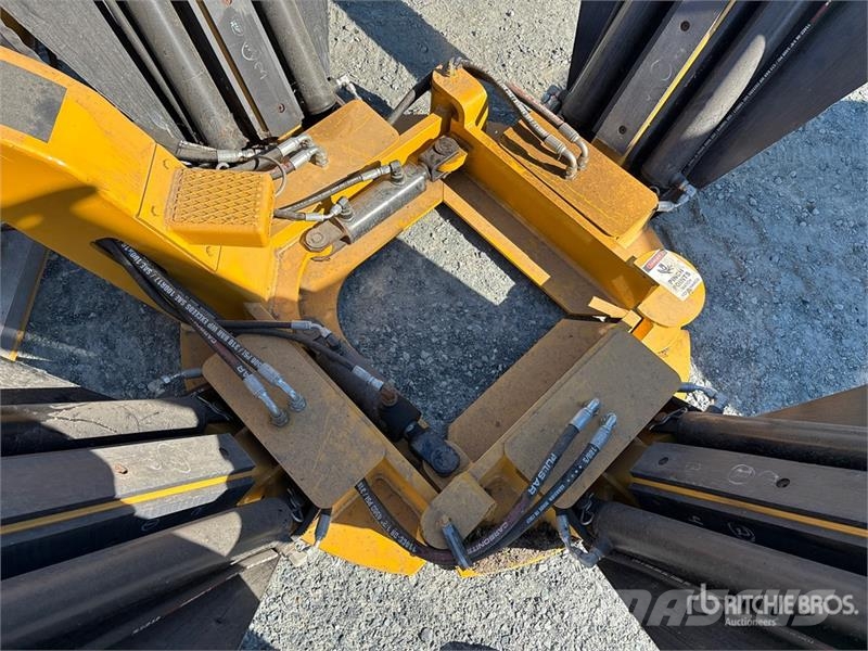  Holt 44 in Tree Spade معدات البناء - غير ذلك
