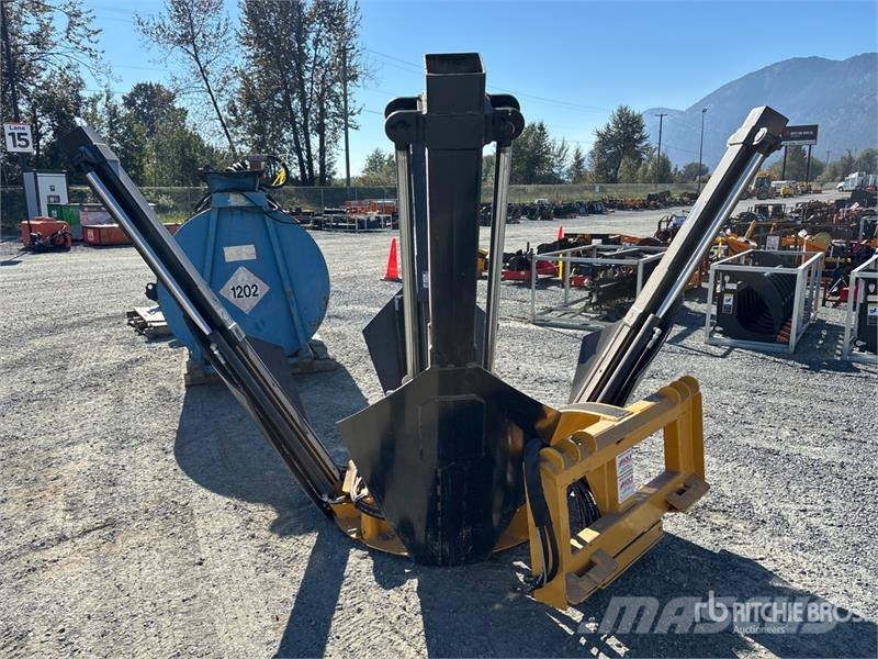  Holt 44 in Tree Spade معدات البناء - غير ذلك