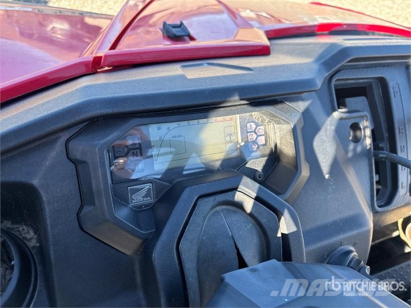 Honda Pioneer 1000 4x4 Utility Vehicle (Inoperable) Maszyny komunalne