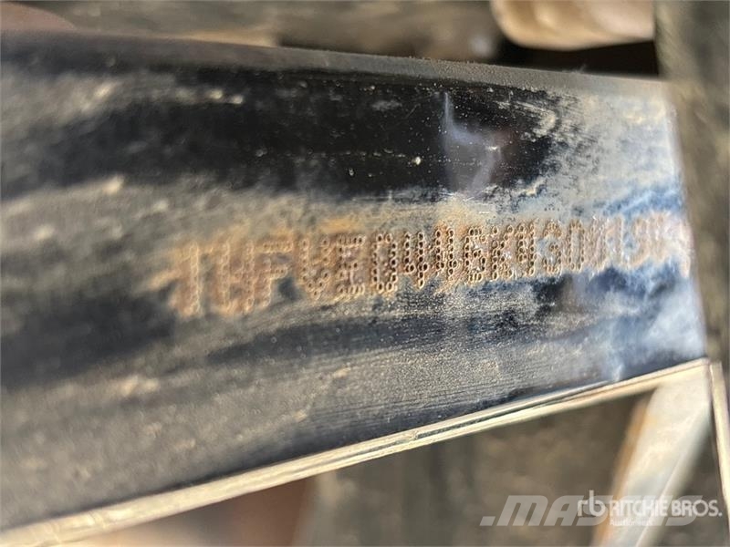 Honda Pioneer 1000 4x4 Utility Vehicle (Inoperable) Maszyny komunalne
