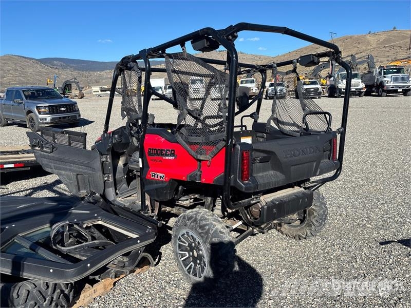 Honda Pioneer 1000 4x4 Utility Vehicle (Inoperable) Maszyny komunalne