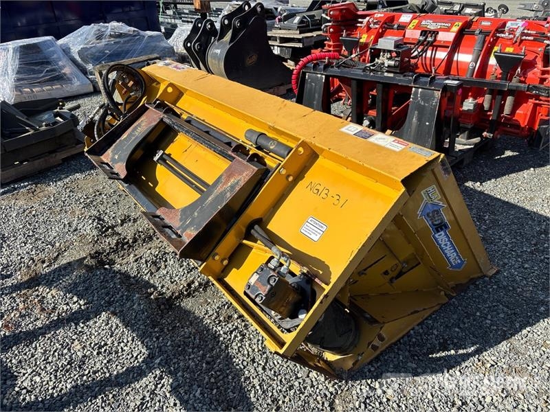 Horst SSB84 86 in Side Dump Skid Steer Bucket Cucharones