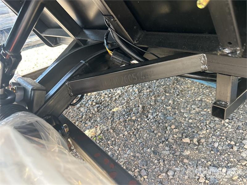  HQ100 Electric Black Six-Seater Golf Cart (Unused) Golfbil