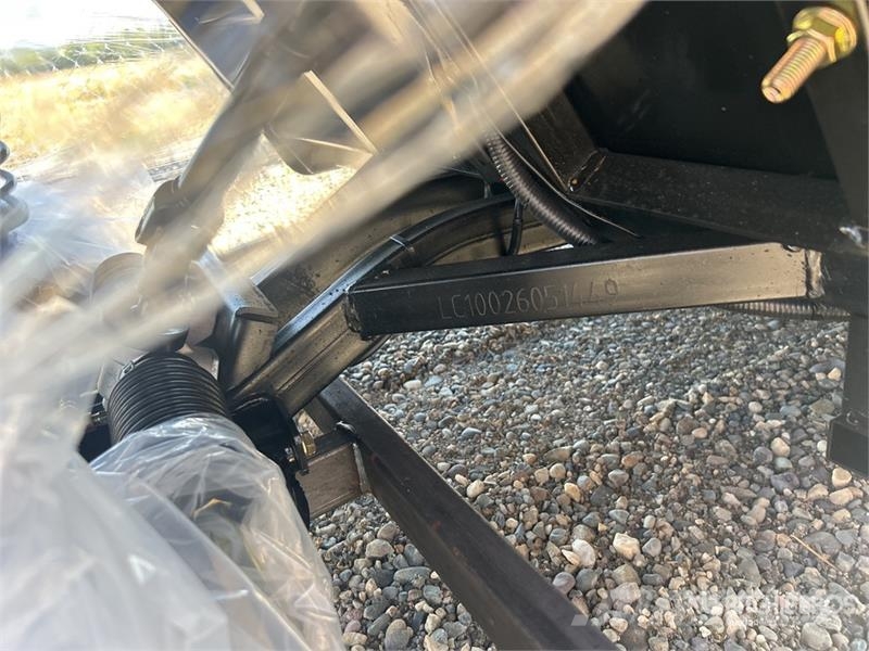  HQ100 Electric Black Six-Seater Golf Cart (Unused) Golfbil