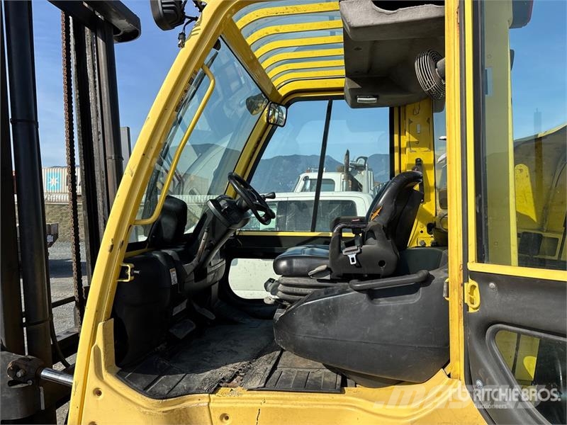 Hyster 13700 lb Pneumatic Tire Forklift Другие складские механизмы