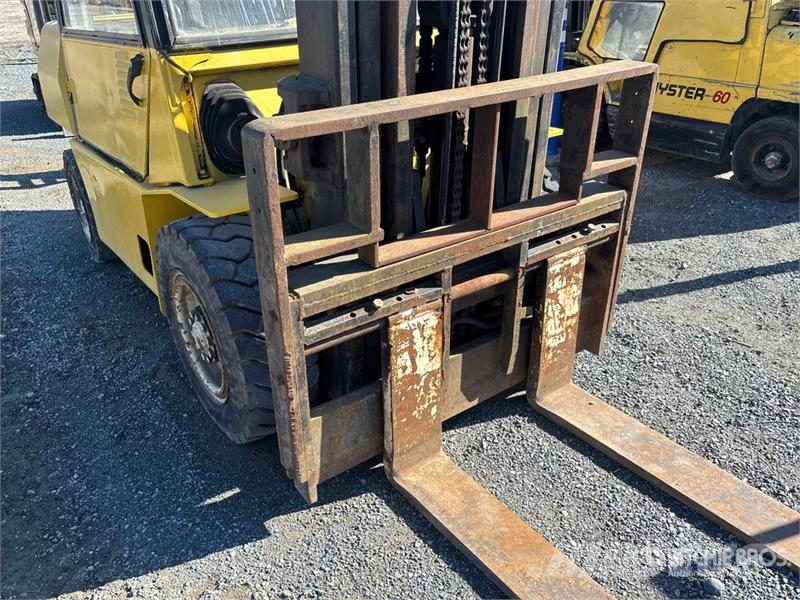 Hyster 7700 lb Pneumatic Tire Forklift Інше