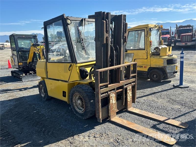 Hyster 7700 lb Pneumatic Tire Forklift Інше
