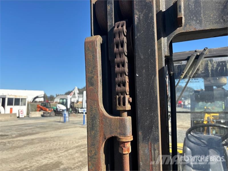 Hyster 7700 lb Pneumatic Tire Forklift Інше