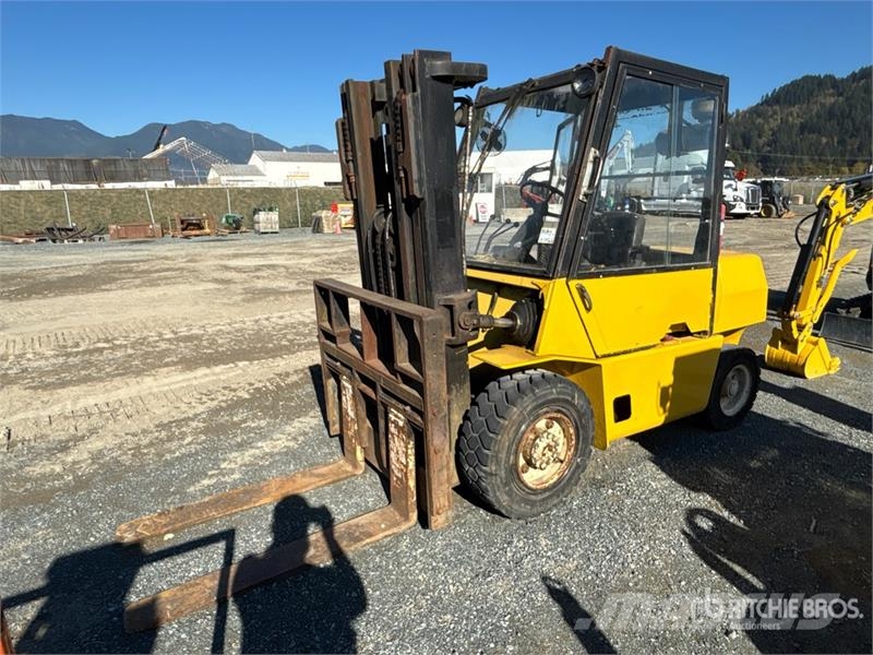 Hyster 7700 lb Pneumatic Tire Forklift Інше