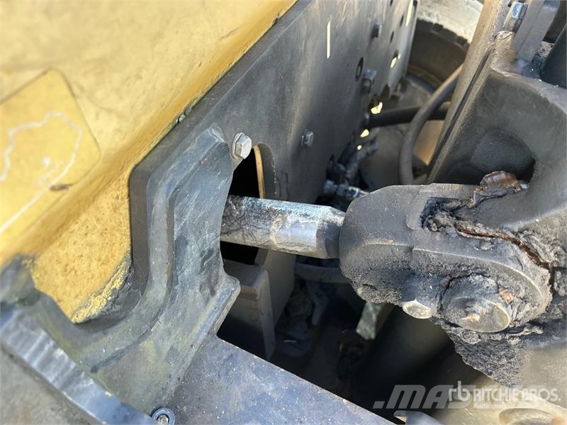 Hyster H100 10000 lb Cushion Tire Forklift Інше