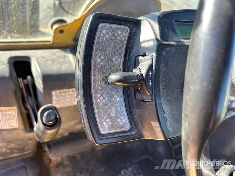 Hyster H100 10000 lb Cushion Tire Forklift Інше