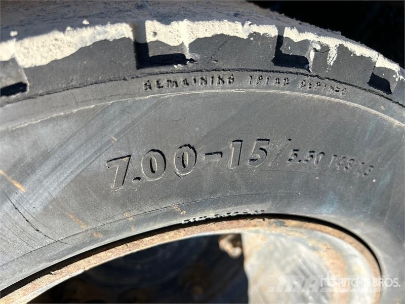 Hyster H100 10000 lb Cushion Tire Forklift Інше