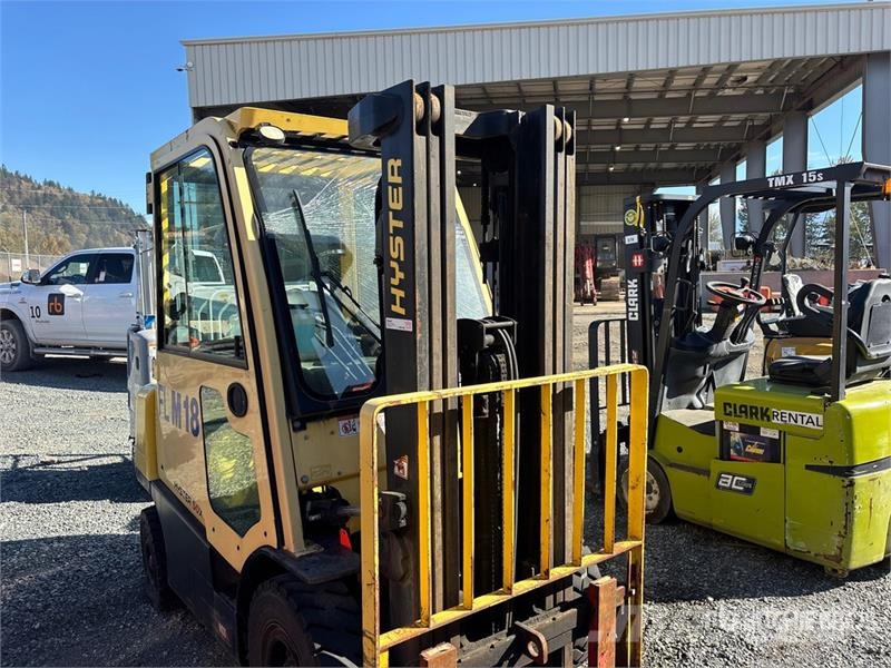 Hyster H50XT 4800 lb Pneumatic Tire Forklift Targoncák-Egyéb