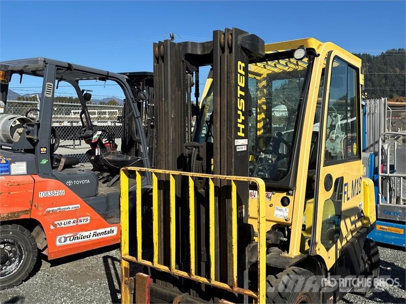 Hyster H50XT 4800 lb Pneumatic Tire Forklift Targoncák-Egyéb